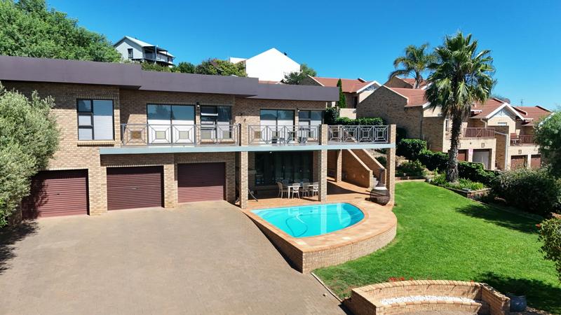 5 Bedroom Property for Sale in Pentagon Park Free State